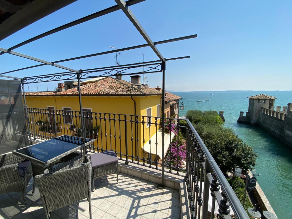Ferienwohnung Castello Mavino Sirmione Exterior foto