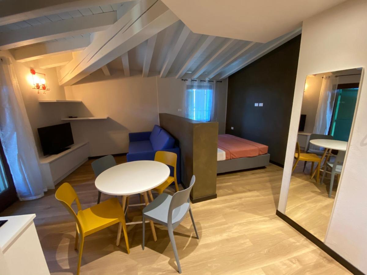 Ferienwohnung Castello Mavino Sirmione Exterior foto